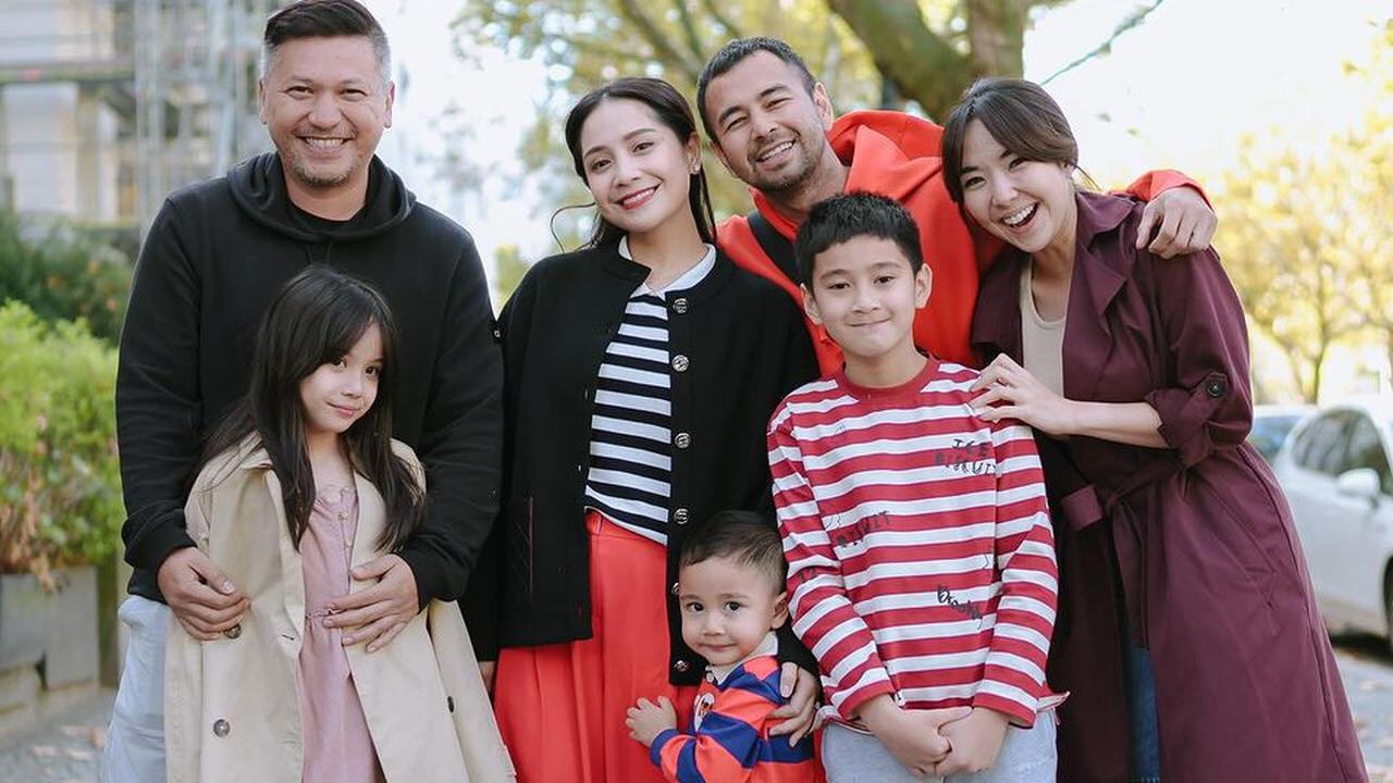 7 Potret Keseruan Keluarga Raffi Ahmad dan Gading Martin Saat Liburan di Jerman, Disebut Mirip Drakor Love Next Door Versi Andara