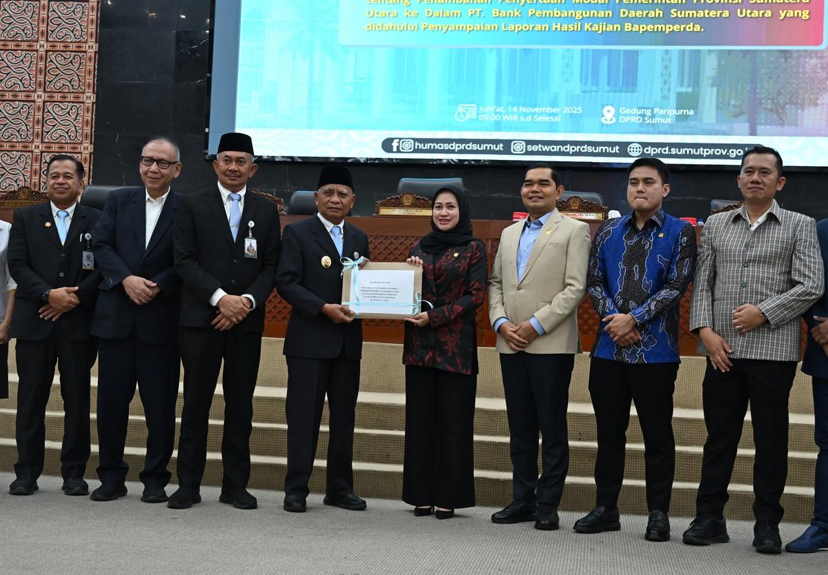 Wagub Sumut Surya menyampaikan Raperda mengenai penambahan penyertaan modal Pemerintah Provinsi Sumut ke dalam PT Bank Pembangunan Daerah Sumatera Utara (Bank Sumut)