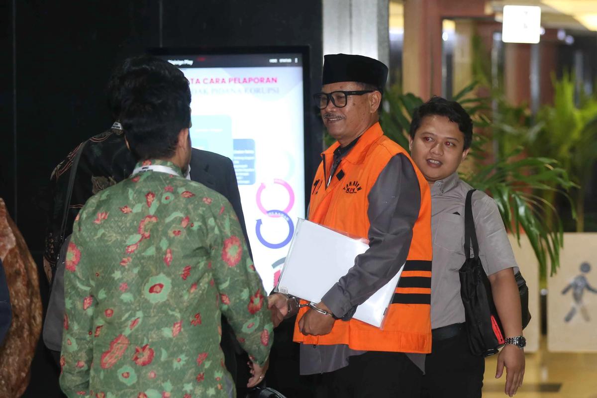 FOTO: KPK Dalami Kasus Korupsi yang Menjerat Walikota Madiun Nonaktif Maidi