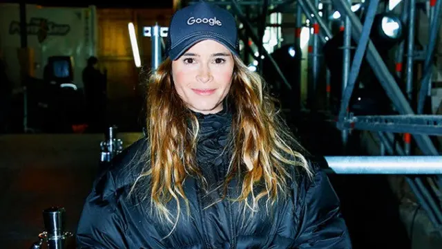 Gaya busana selebritas di Paris Fashion Week