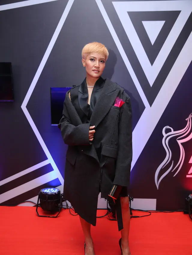 [Fimela] Lea Simanjuntak di Red Carpet AMI Awards 2019