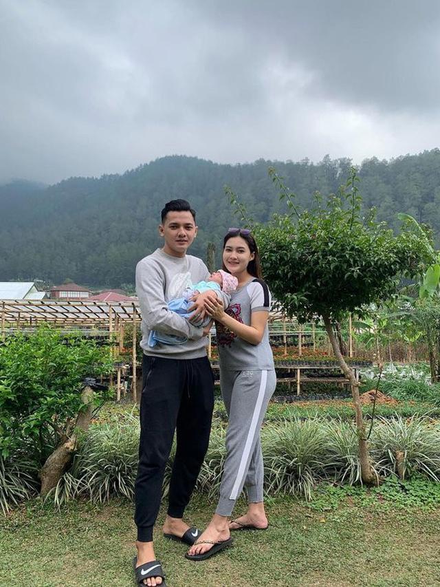 Baru Sebulan Melahirkan, Ini 6 Potret Terbaru Nella Kharisma Kembali Langsing