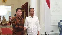 Ketua Solidaritas Merah Putih Silfester Matutina bertemu Presiden Jokowi di Istana.