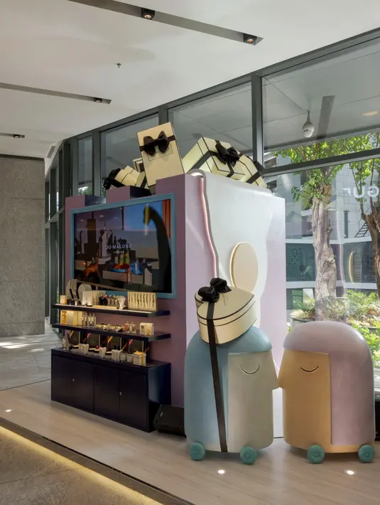 Pop-up booth Jo Malone London hanya berlangsung hingga 6 April 2025 di Ashta District 8. Jangan sampai melewatkan kesempatan untuk merasakan langsung keharuman khas dan layanan personalisasi eksklusif dari Jo Malone London. [Dok/Jo Malone London Indonesia].