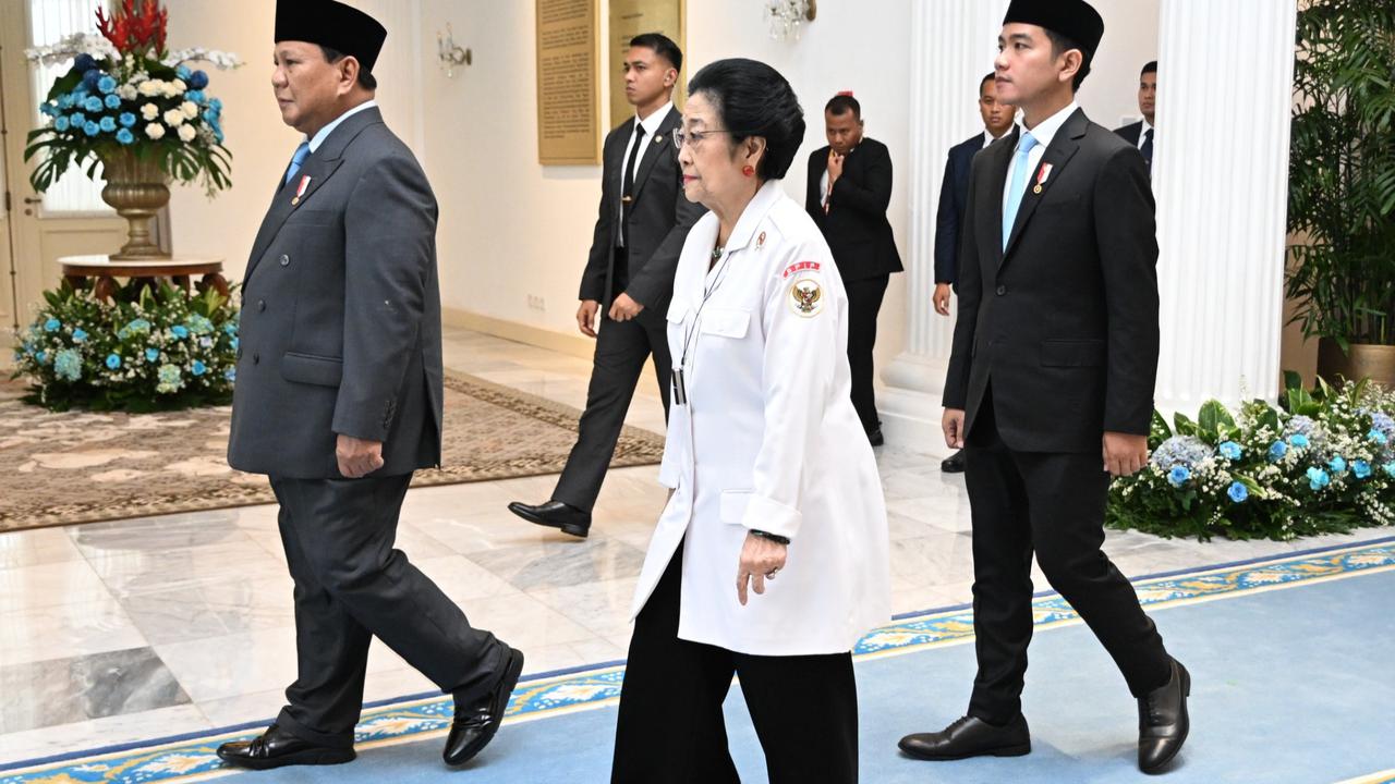 VIDEO: Pecah Tawa Prabowo Goda Megawati Dekat Gibran "Ibu Agak Kurus, Dietnya Berhasil"
