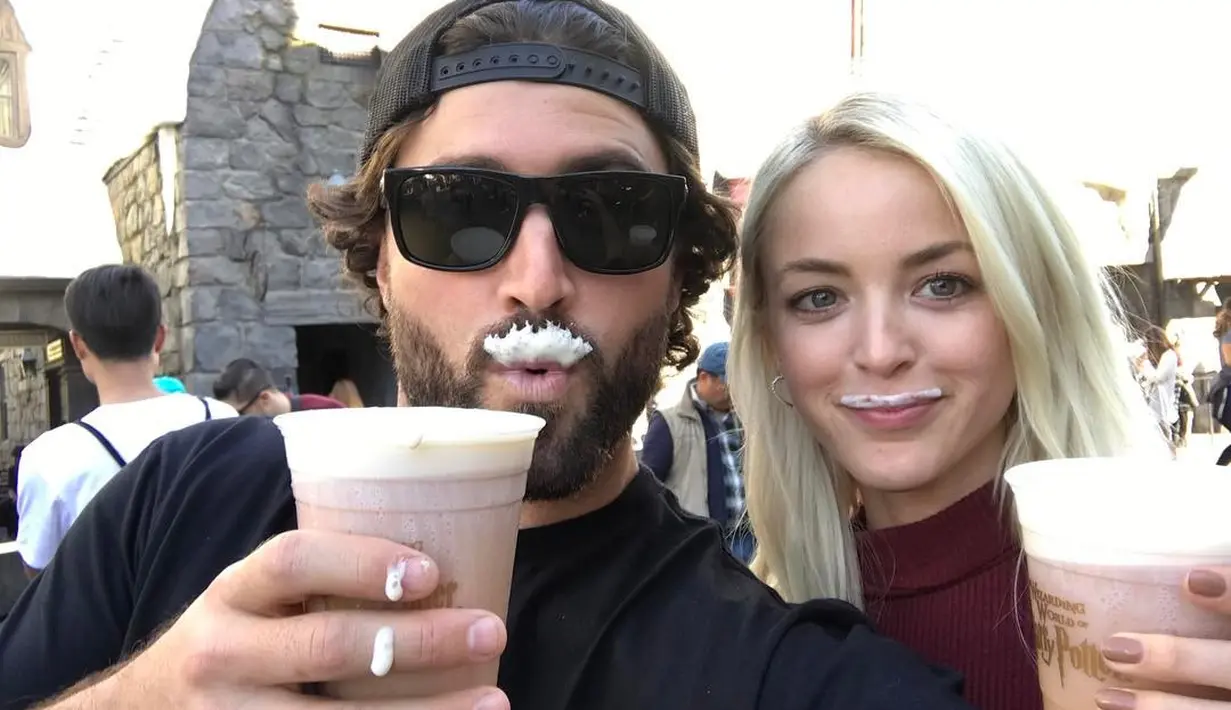 "Itu benar-benar mengecewakan. Apalagi dia (Caitlyn) sudah mengetahui rencana pernikahan itu selama satu tahun," ujar Brody. (instagram/brodyjenner)