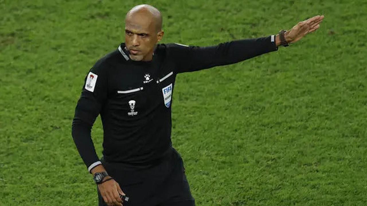 VIDEO: Jenderal Kesal Sampai Istigfar, Pajang Foto Wasit Ahmed Pimpin Timnas Vs Bahrain