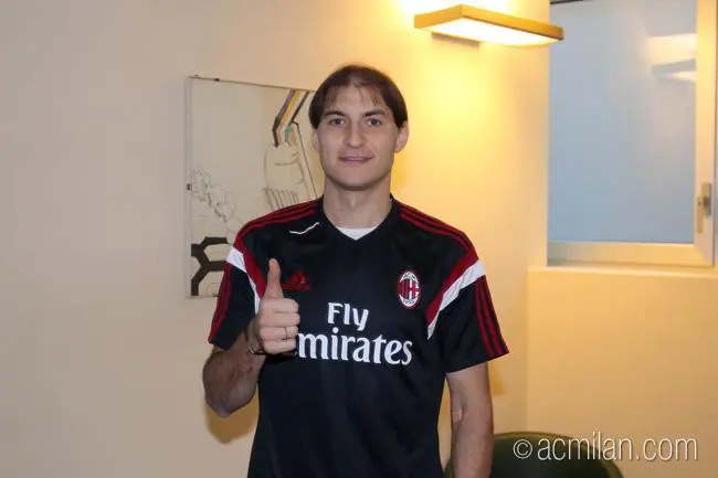 Gabriel Paletta (C) @acmilan