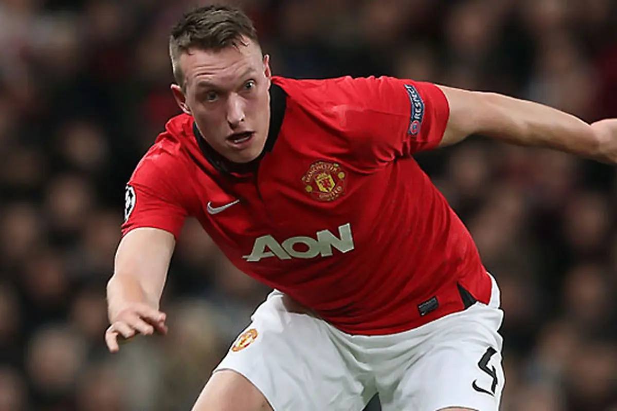 phil-jones-131112b.jpg