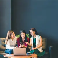 Sudah join grup WhatsApp Fimelahood? Kalau belum kamu bisa langsung bergabung sekarang juga. (Shutterstock)