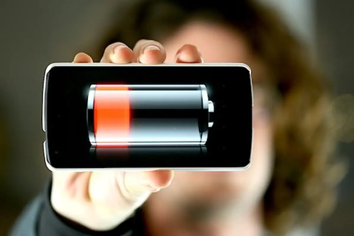  4 Alasan Baterai Smartphone Lama Terisi Saat Dicas