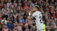 Raphinha menjadi pencetak gol kemenangan Barcelona atas Athletic Club pada laga pekan ke-25 Liga Spanyol 2022/2023 d San Mames, Senin (13/3/2023). (AP/Alvaro Barrientos)