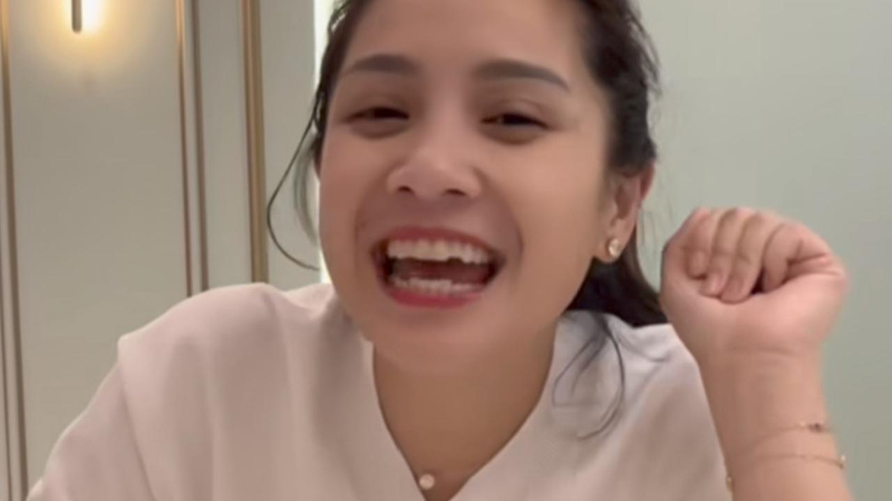 Potret Nagita Slavina Review Skincare Ternama, Netizen Salfok Kalung Berlian Berkilau Sebening Wajahnya