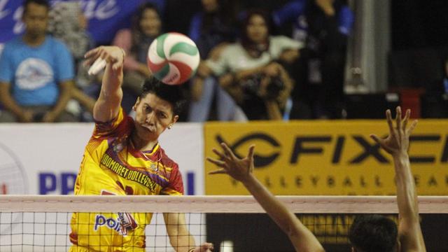 Dimas Saputra - Indomaret Sidoarjo - Livoli Divisi Utama 2022 - Bola Voli - Voli