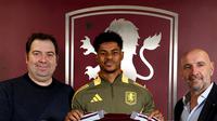 Marcus Rashford (tengah) saat diperkenalkan sebagai pemain Aston Villa. (X/Aston Villa)