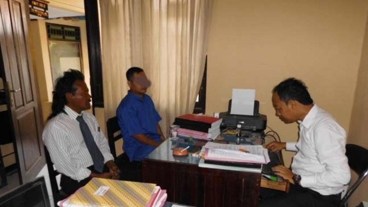 Wartawan Abal - Abal Tabloid KPK Beli Mobil Usai Melakukan Pemerasan