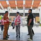 Menteri Perhubungan (Menhub) Budi Karya Sumadi meninjau kesiapan Bandar Udara Mentawai, Selasa (24/10/2023). Bandara Mentawai akan diresmikan Presiden Joko Widodo Rabu besok. (Dok Kemenhub)