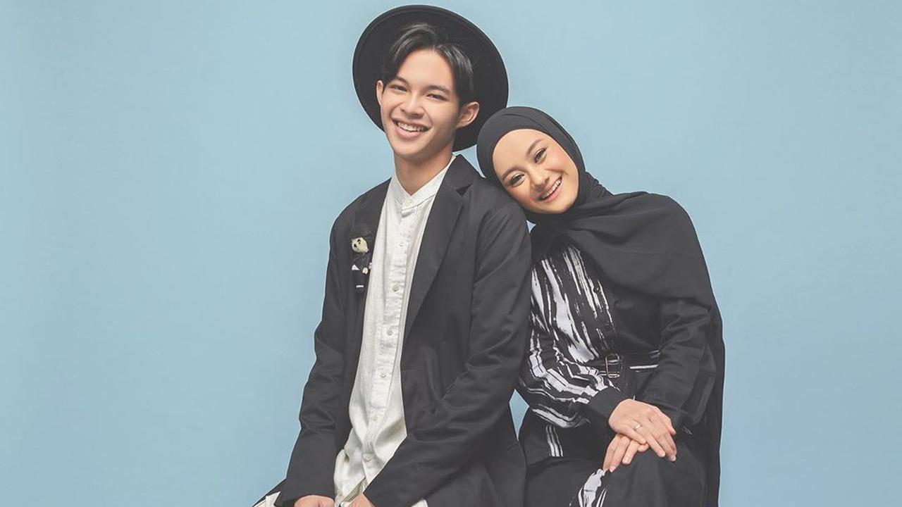 [Fimela] Rey Mbayang dan Dinda Hauw