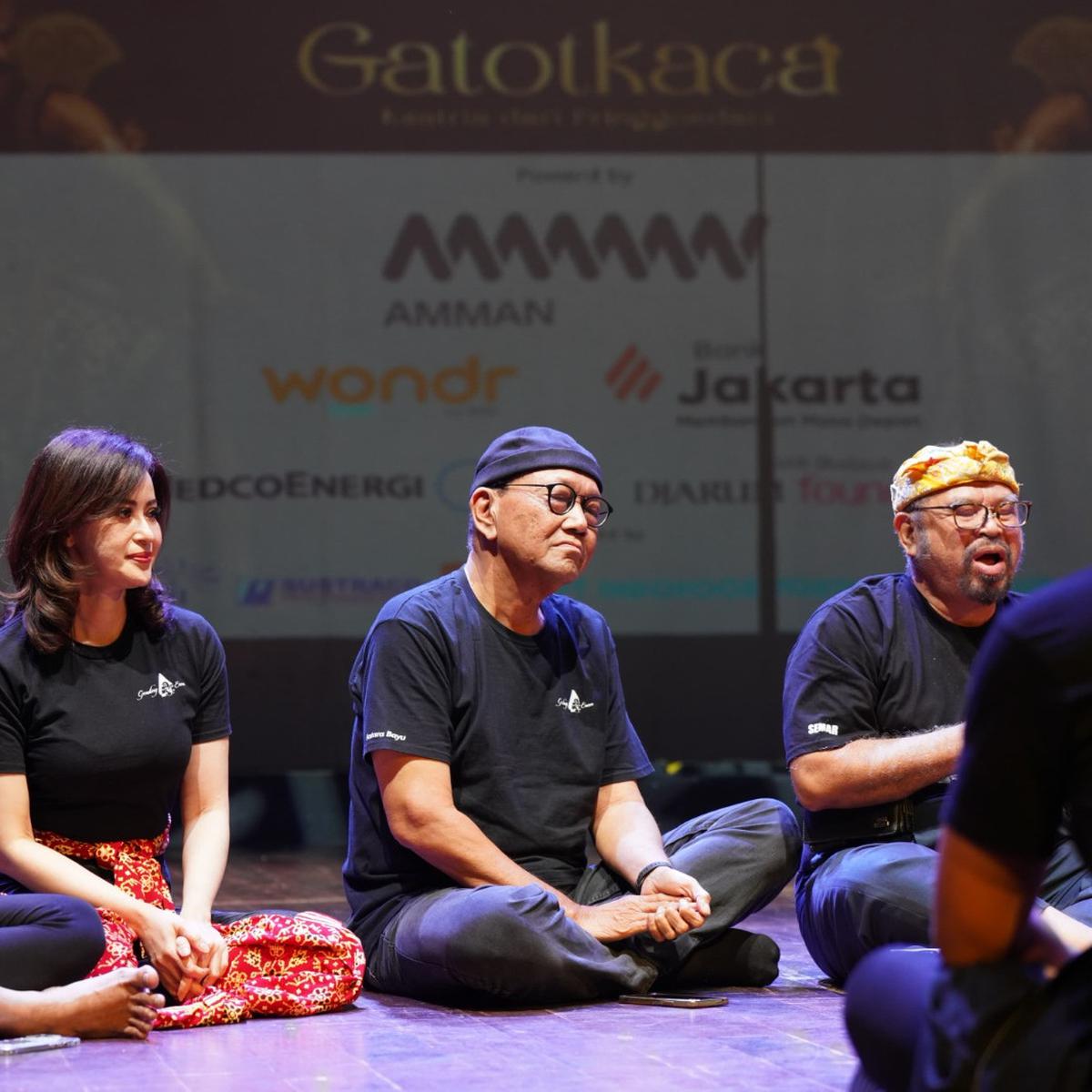 Para Pesohor Turut Ambil Peranan Lestarikan Budaya Indonesia.