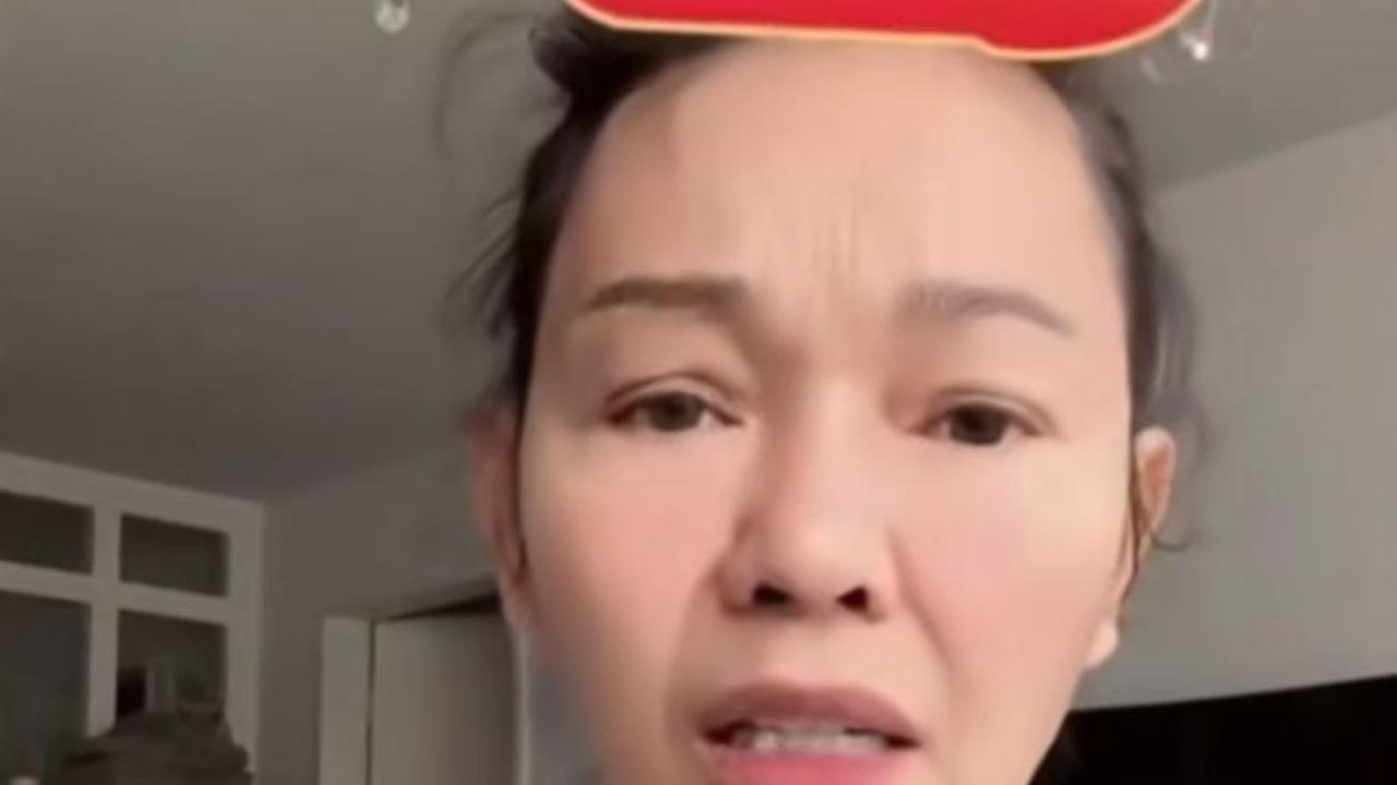 Bunda Corla Marah di Gift Ayam Mukanya Ketutup, Netizen Justru Ngakak