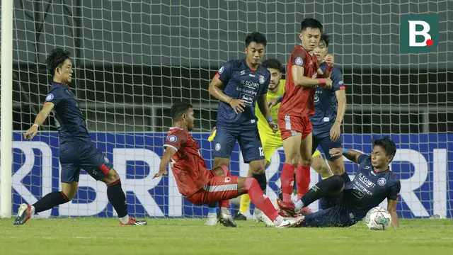 Foto: Tensi Tinggi Kala Arema FC Berhadapan Dengan PSM Makassar di Ajang BRI Liga 1