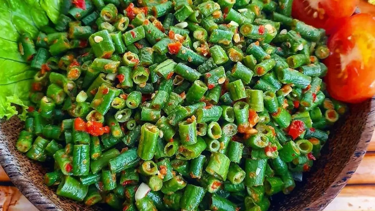 Sepiring pecok kacang panjang