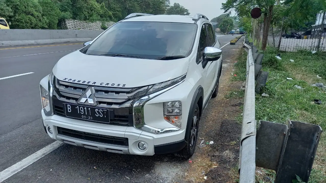 Mitsubishi Xpander Cross