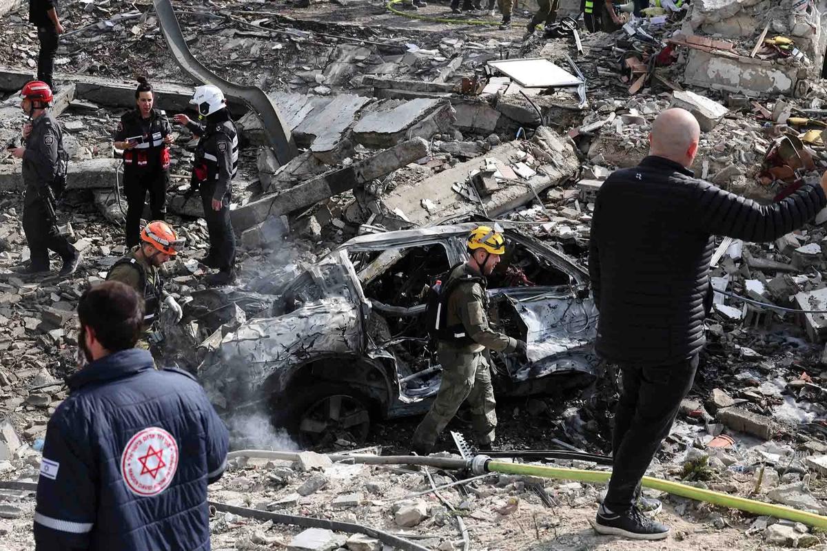 FOTO: Rudal Iran Hantam Permukiman Bet Shemesh Israel, Sembilan Orang Tewas