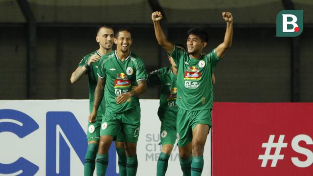FOTO: No Debat, PS Sleman Juara Grup C usai Tundukkan Persebaya Surabaya 1-0 - Irfan Bachdim; Tim PS Sleman