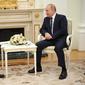 Kunjungan Presiden Indonesia Joko Widodo (Jokowi) ke Rusia bertemu Vladimir Putin. (Kremlin)