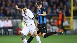 Eduard Sobol. Bek kiri berusia 26 tahun ini kini sedang menjalani musim pertama bersama Club Brugge di Liga Belgia. Pemilik 27 caps bersama Timnas Ukraina ini telah tampil dalam 27 laga di semua ajang kompetisi dengan torehan 1 gol dan 2 assist. (AFP/Kenzo Tribouillard)