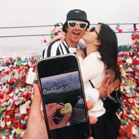 Intip pesona Felicya Angelista dengan rambut dua warna layaknya KPop Idol (@felicyangelista_)