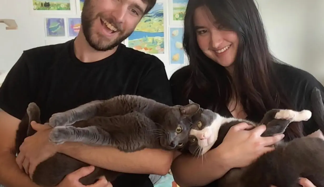 Stephanie Poetri umumkan pertunangannya dengan sang kekasih. [Foto: Instagram/stephaniepoetri]