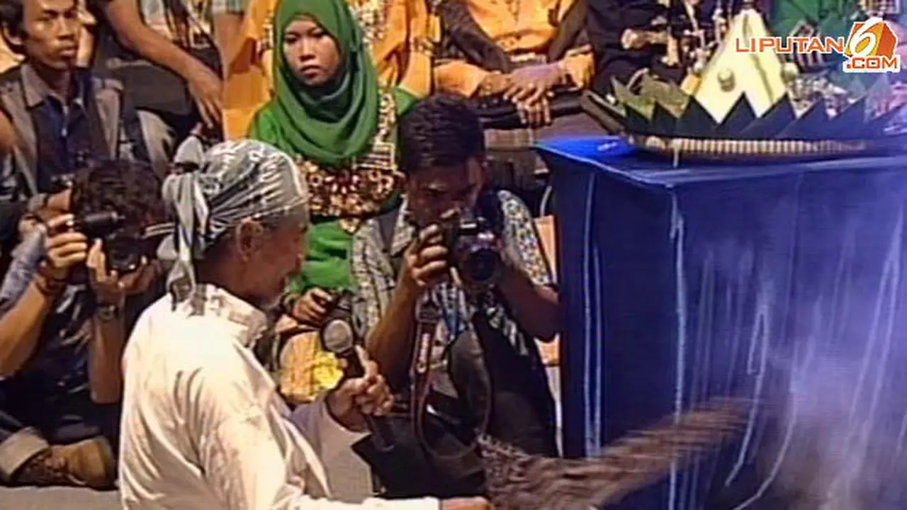 pembuat-keris131206a.jpg