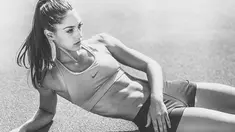 Allison Stokke adalah atlet lompat galah asal California, Amerika Serikat. (Bola.com/Instagram/allisonstokee)