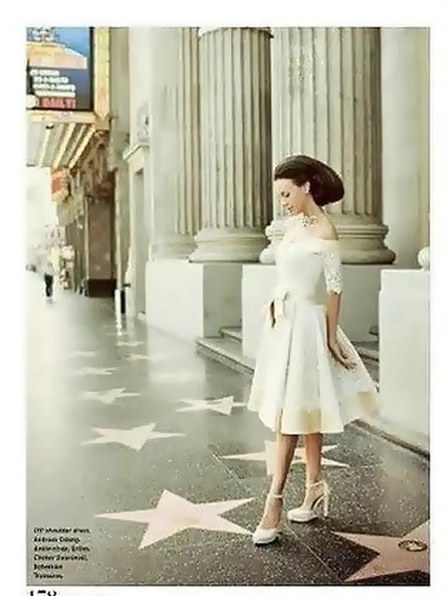 7 Potret Lawas Sophia Latjuba Jadi Model di Los Angeles