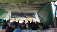 Cerita Warga Reo Setiap Menit Terguncang Gempa Susulan