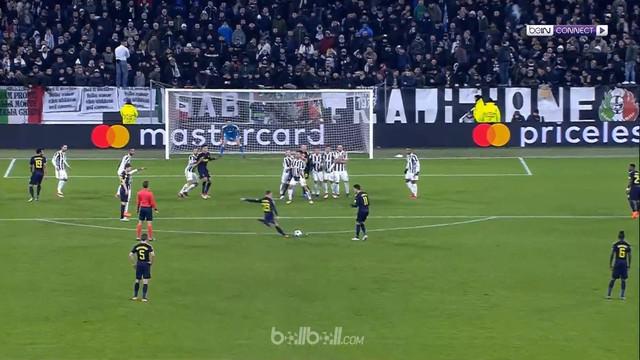 Juventus ditahan imbang 2-2 oleh Tottenham Hotspur pada laga leg pertama babak 16 besar Liga Champions. Bianconeri sempat unggul d...