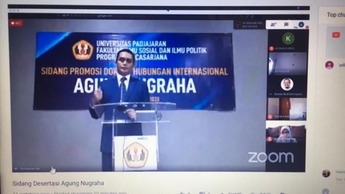 Lulus Sidang Terbuka Online, Dua Mahasiswa Pascasarjana Unpad Raih Titel Doktor.