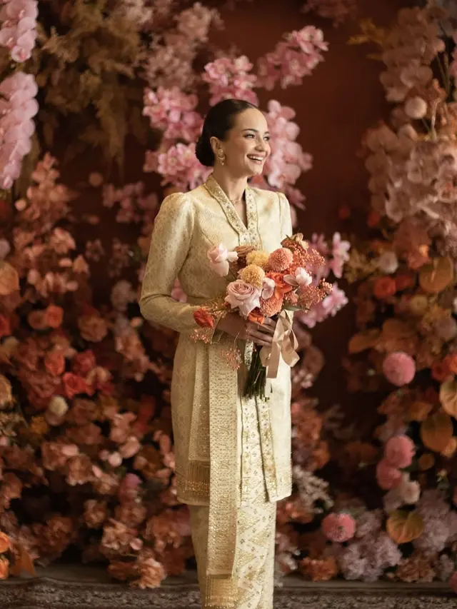 Potret Enzy Storia kenakan busana Kartini Day (Sumber: Instagram/@enzystoria)