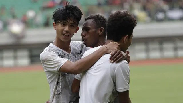 Pemain Timnas Indonesia U-16 Vs Tim Piala Soeratin Bekasi U-17