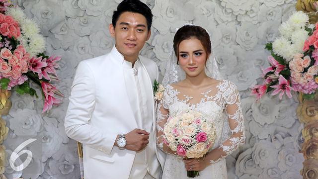 Ifan Seventeen - Dylan Sahara, Menikah dan Berpisah di 