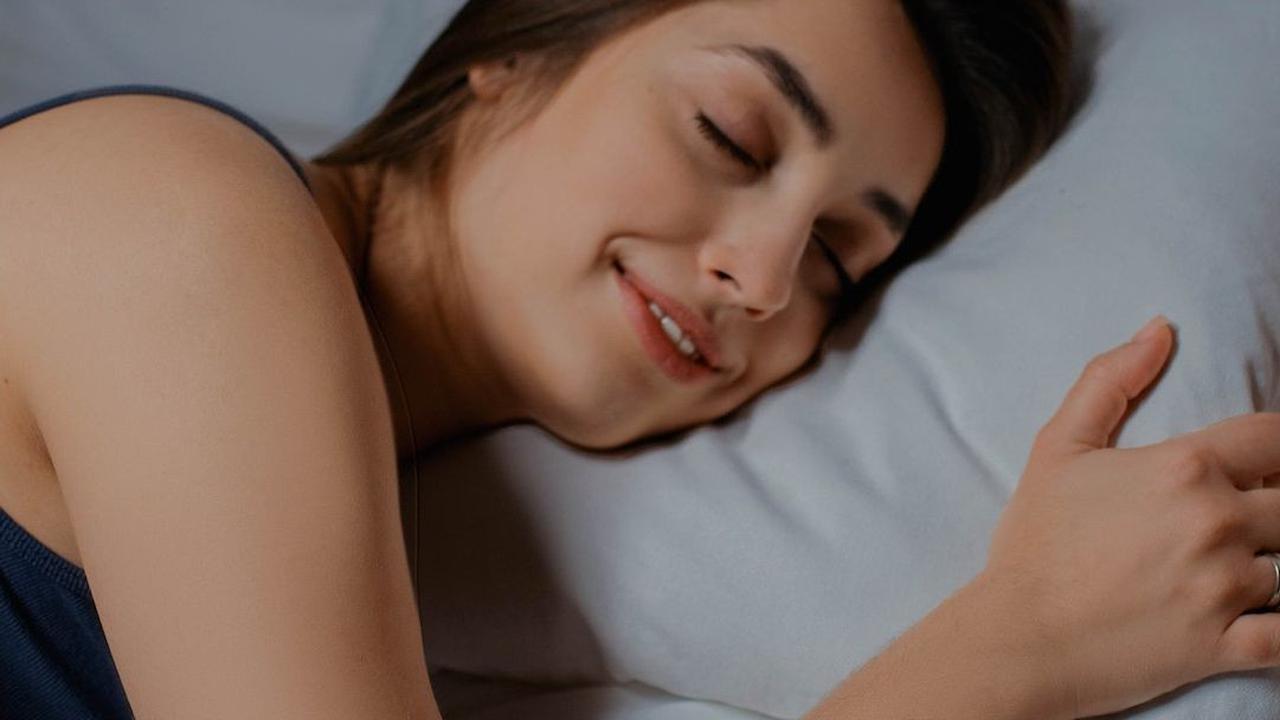 Sebagai penutup, ingatlah bahwa tidur yang berkualitas sangat penting untuk kesehatan dan kesejahteraan kita secara keseluruhan.