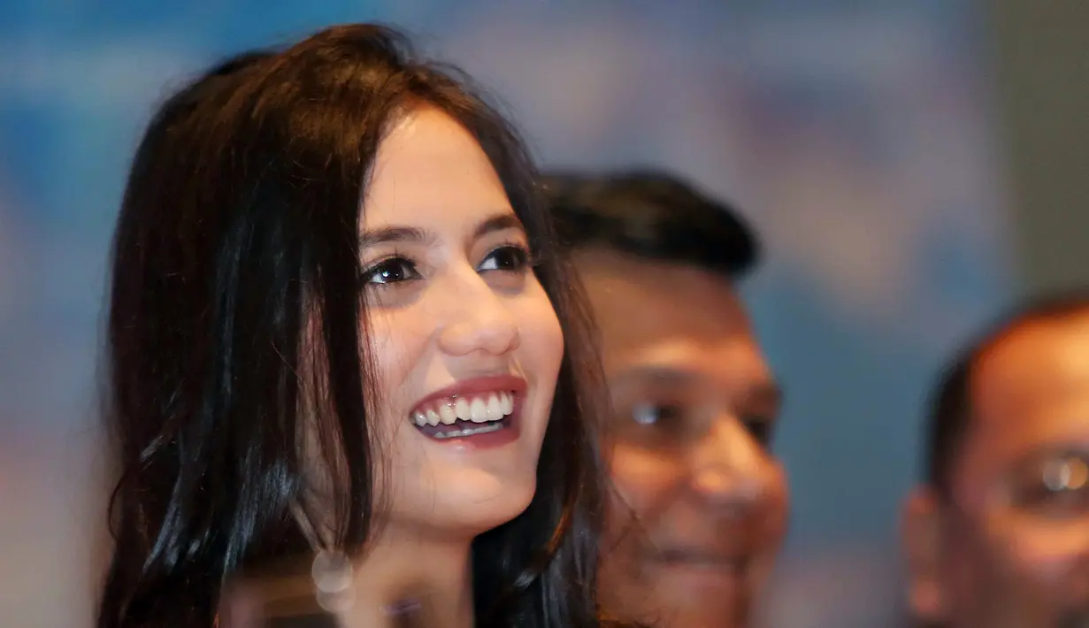  "Ini film pertamaku beradu peran dengan Chicco. Meskipun pertama kali, kita nggak butuh banyak adaptasi, dia adalah orang yang hebat," ujar pemeran ‘Lost in Love’ ini. (Deki Prayoga/Bintang.com)