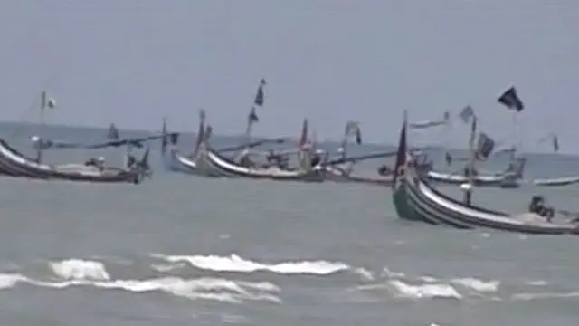 Ombak Tinggi, Nelayan Madura Enggan Melaut