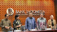 Bank Indonesia (BI) resmi kembali mempertahankan suku bunga acuan, atau BI 7-Day Reverse Repo Rate (BI7DRR) sebesar 5,75 persen. Kebijakan itu diumumkan dalam sesi konferensi pers hasil Rapat Dewan Gubernur (RDG) Bank Indonesia Juli 2023, Selasa (25/7/2023).