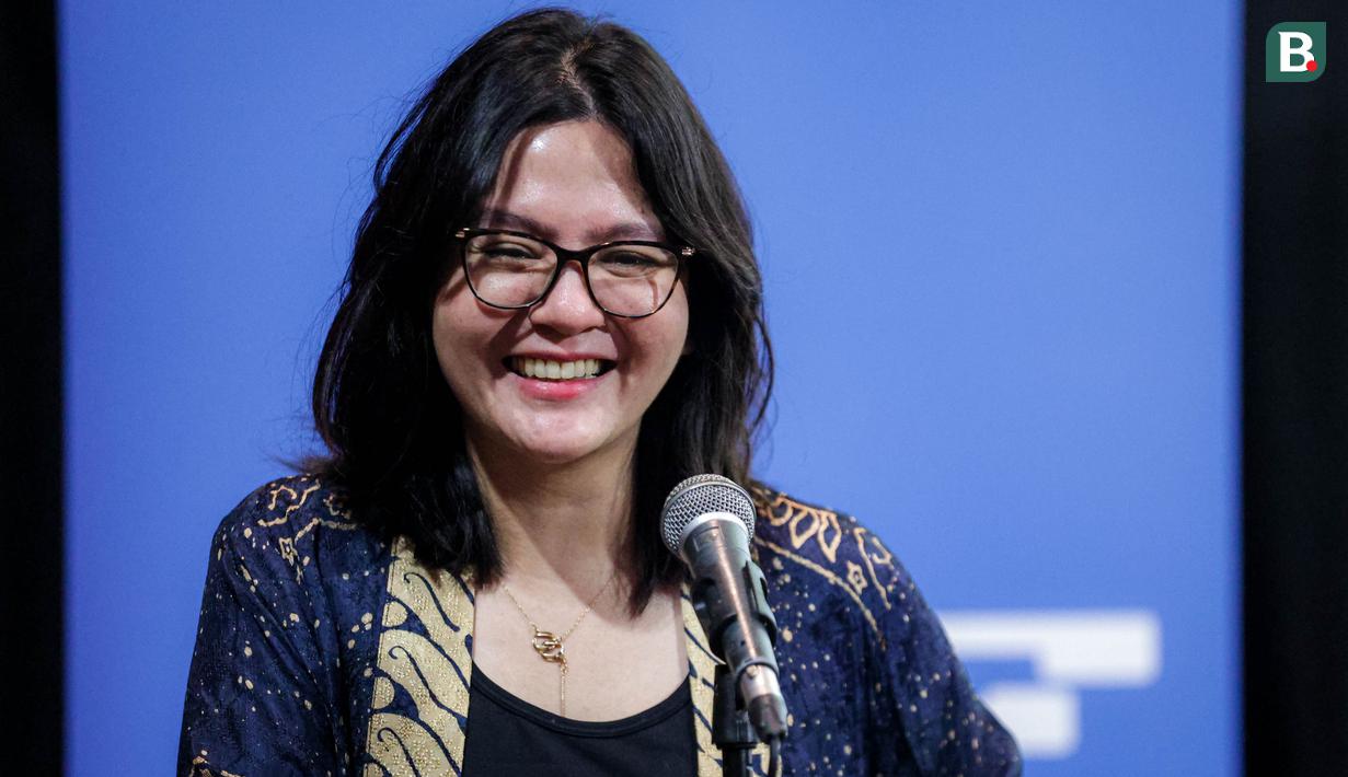 <p>Tenaga Ahli Bidang Diplomasi dan Diaspora pada Kementerian Pemuda dan Olahraga, Ratu Tisha memberikan sambutan dalam acara pelepasan menuju Gothia Cup 2025 di Ruang Teater Kemenpora RI, Jakarta, Jumat (11/07/2025). (Bola.com/Bagaskara Lazuardi)</p>