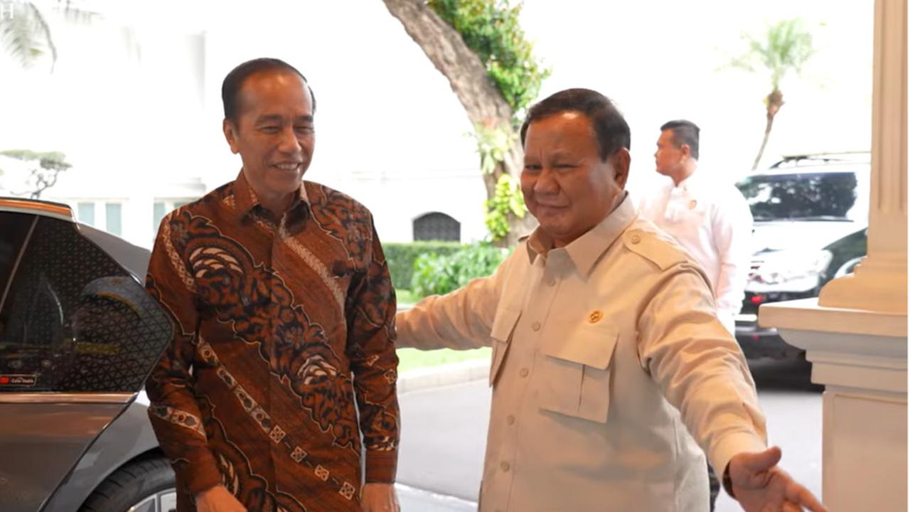 VIDEO: Respons Jokowi Usai Pertemuan 'Diam-Diam' Prabowo & Megawati di Rumah Mega
