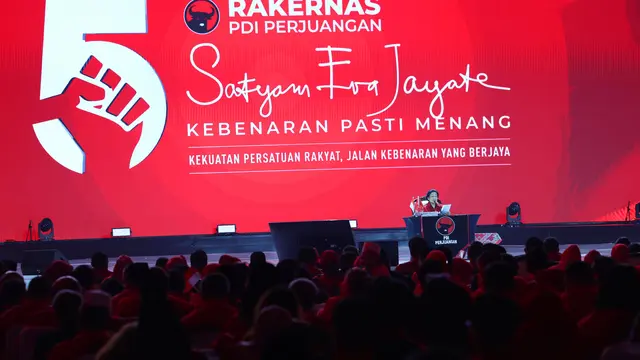 Ketua Umum Partai Demokrasi Indonesia Perjuangan (Ketum PDIP) Megawati Soekarnoputri menyampaikan pidato politik pada penutupan Rapat Kerja Nasional atau Rakernas V PDIP di Ancol, Jakarta Utara, Minggu (26/5/2024).
