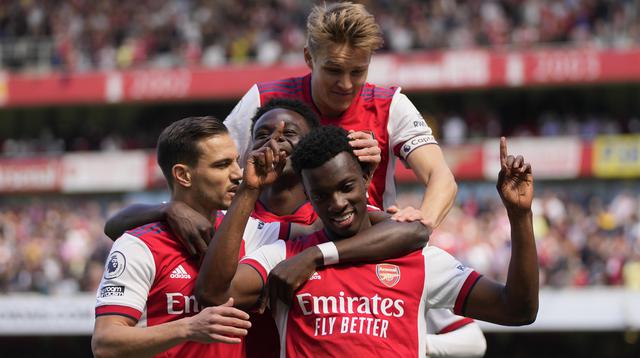 Arsenal berhasil mengemas 4 kemenangan beruntun di Liga Inggris usai mengalahkan tamunya Leeds United 2-1 dalam laga lanjutan Liga Inggris pekan ke-36, Minggu (8/5/2022) malam WIB. Dua gol kemenangan The Gunners dicetak oleh striker muda mereka, Eddie Nketiah. (AP/Frank Augstein)